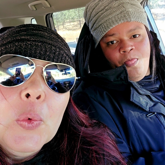 Meet your Posher, Janet - Picture 5 of 8